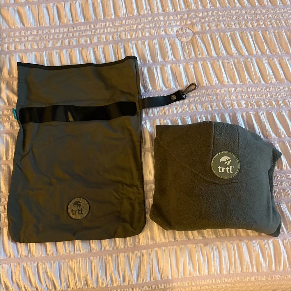 Trtl Travel Pillow and Bag Set - Gray